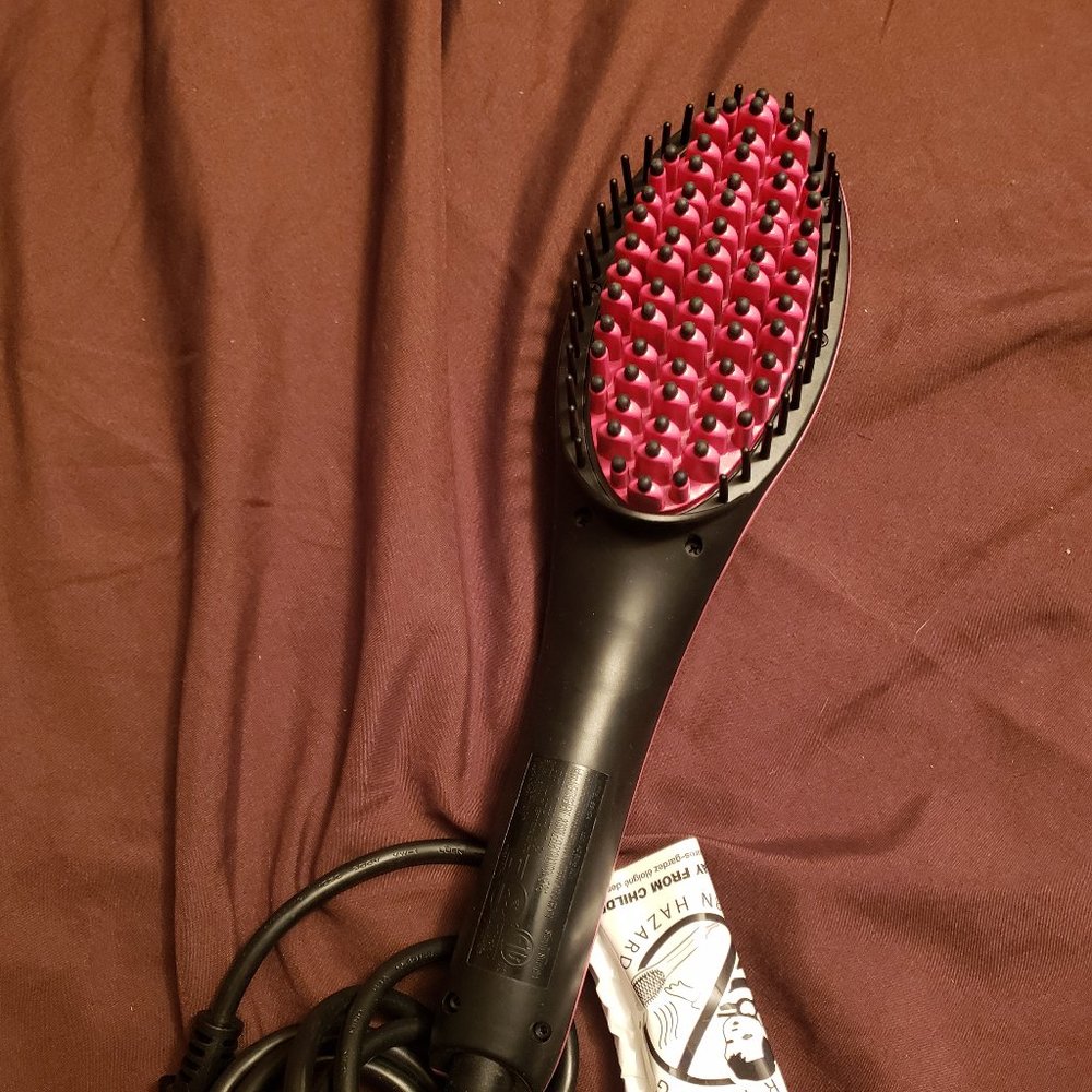 As Seen On TV hair straightening brush